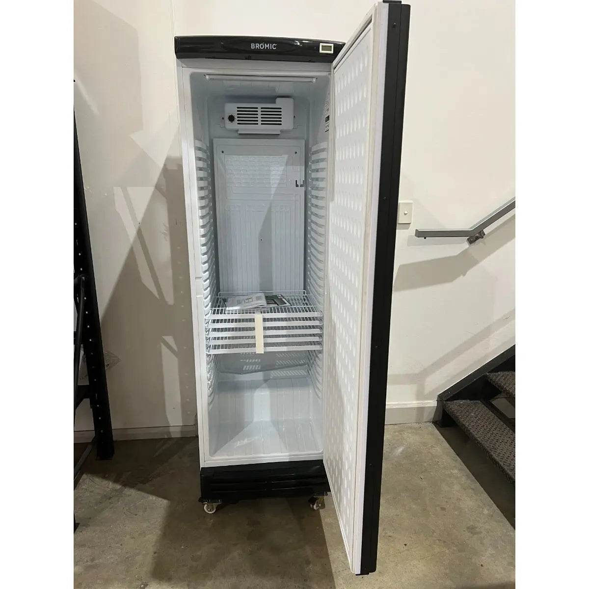 Factory Seconds - Bromic UC0374SDW White Solid Door Chiller - 372L Mattys