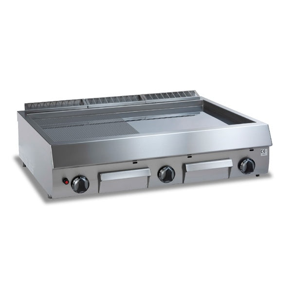 Baron SDFT12GTMC ROYAL LINE GAS FRY TOP WITH 1/2 SMOOTH & 1/2 RIBBED CHROME PLATE Baron